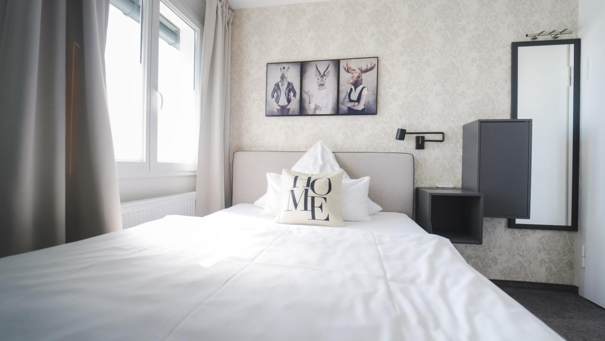 Hotel Koenig Ремшайд Екстериор снимка
